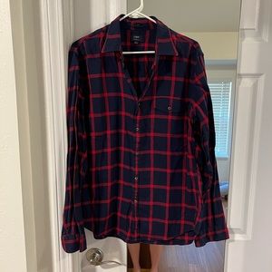 J. Crew Men’s twill buttondown shirt